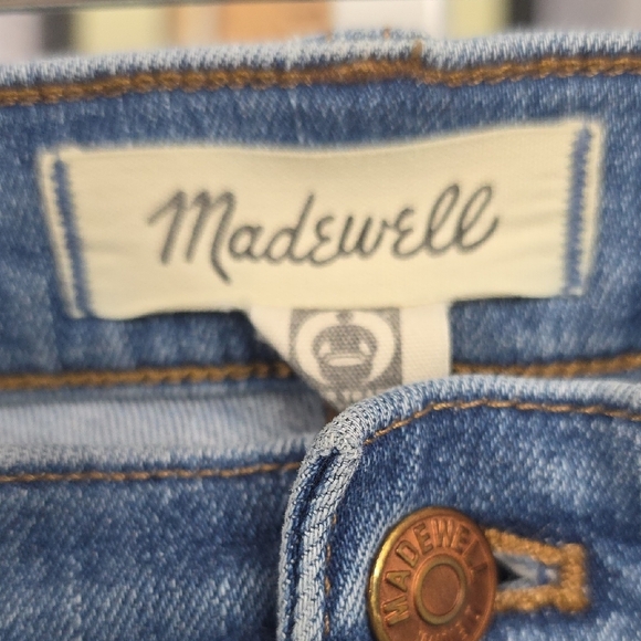 Madewell Mid-Rise Kick Out Jeans - 27 - Picture 2 of 8